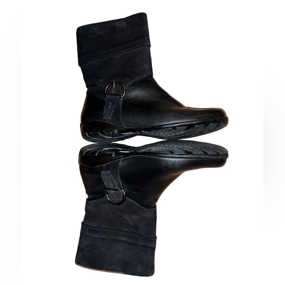 Vaneli Sport Boots Size 6.5